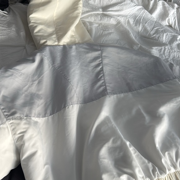 ALO Reversible jacket - Picture 10 of 14